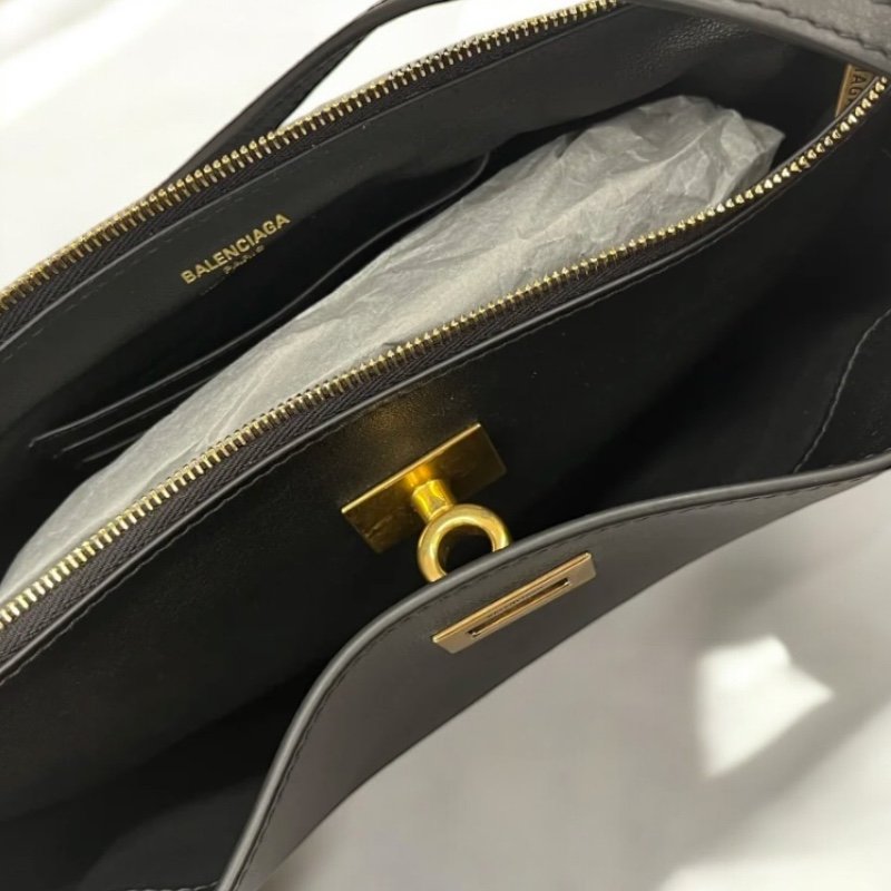 🎉新品好折扣✨Balenciaga 814111 Rodeo Sling 小牛皮迷你包 黑色-4