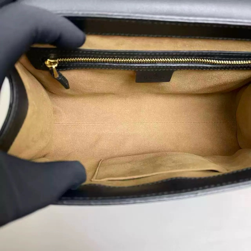 Gucci 古馳 Padlock 黑皮翻蓋 手提 肩背包-4