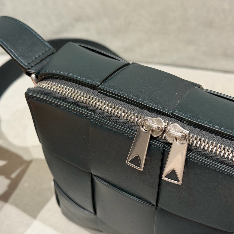 Bottega Veneta Cassette Camera Bag BV 相機包 斜背 側背 肩背-7