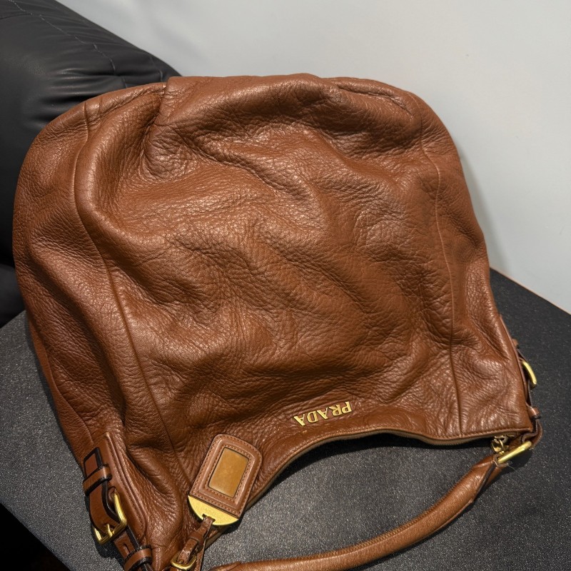 Prada 棕色全皮hobo肩背包-6