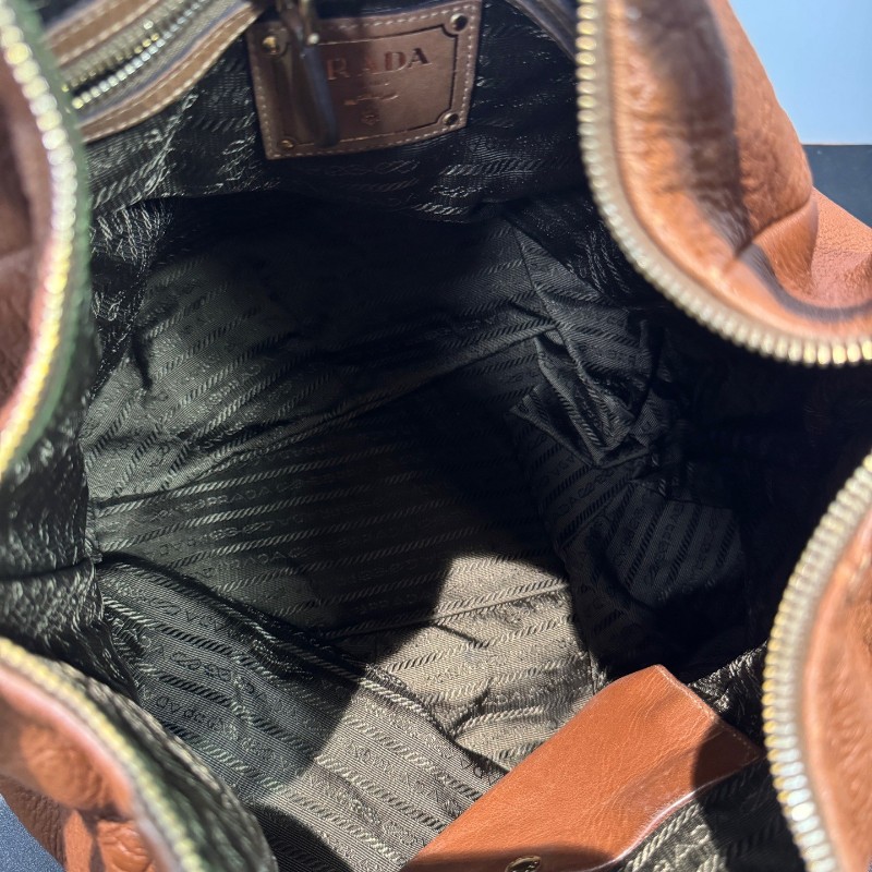 Prada 棕色全皮hobo肩背包-8