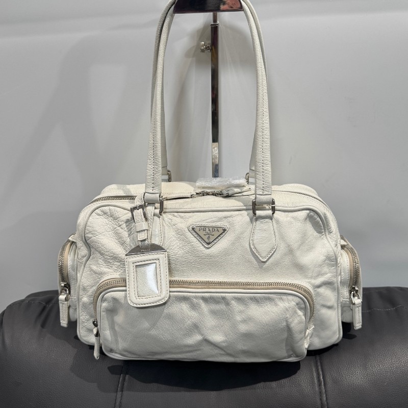 Prada白色全皮機車包炸藥包肩背包手提包-0