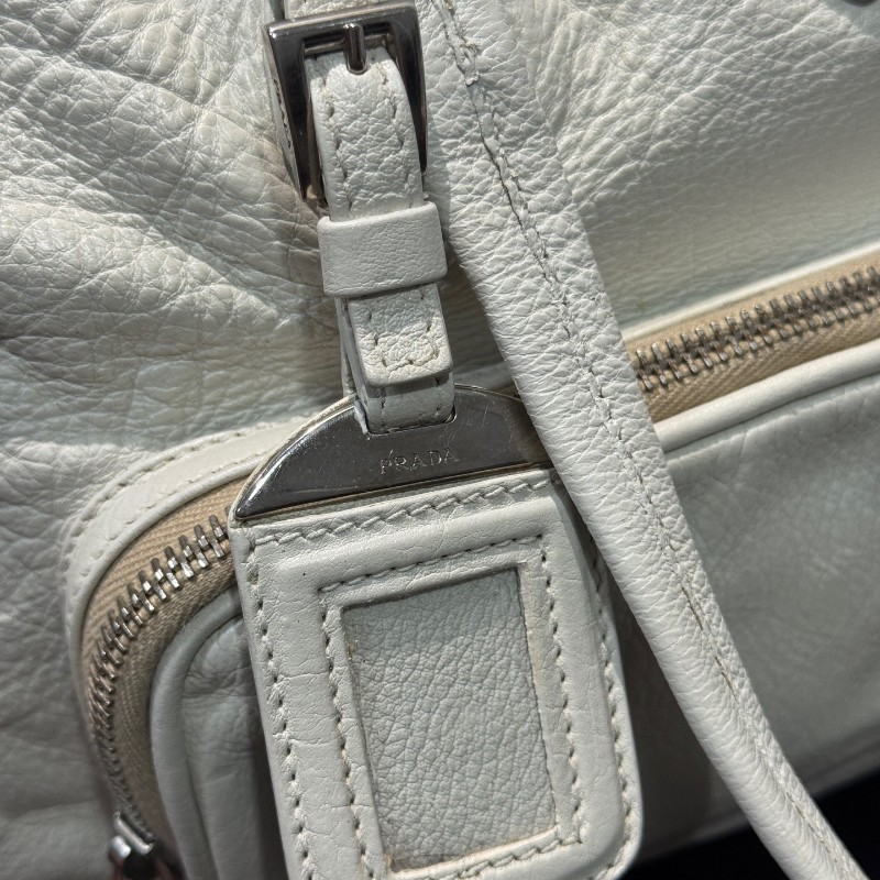 Prada白色全皮機車包炸藥包肩背包手提包-20