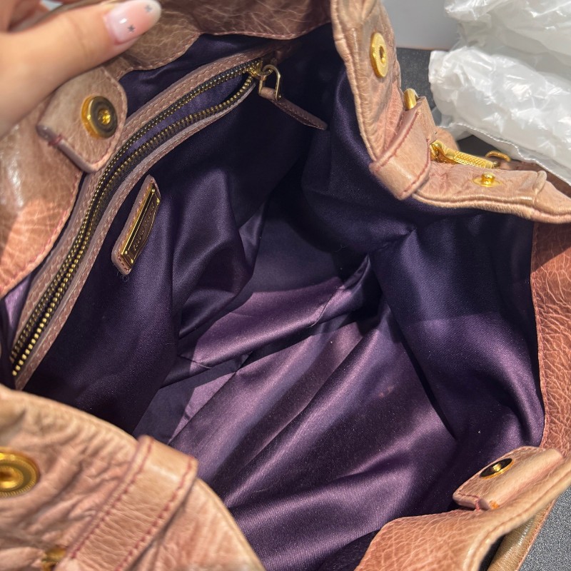 MiuMiu 裸粉色元寶包 手提包肩背包-6