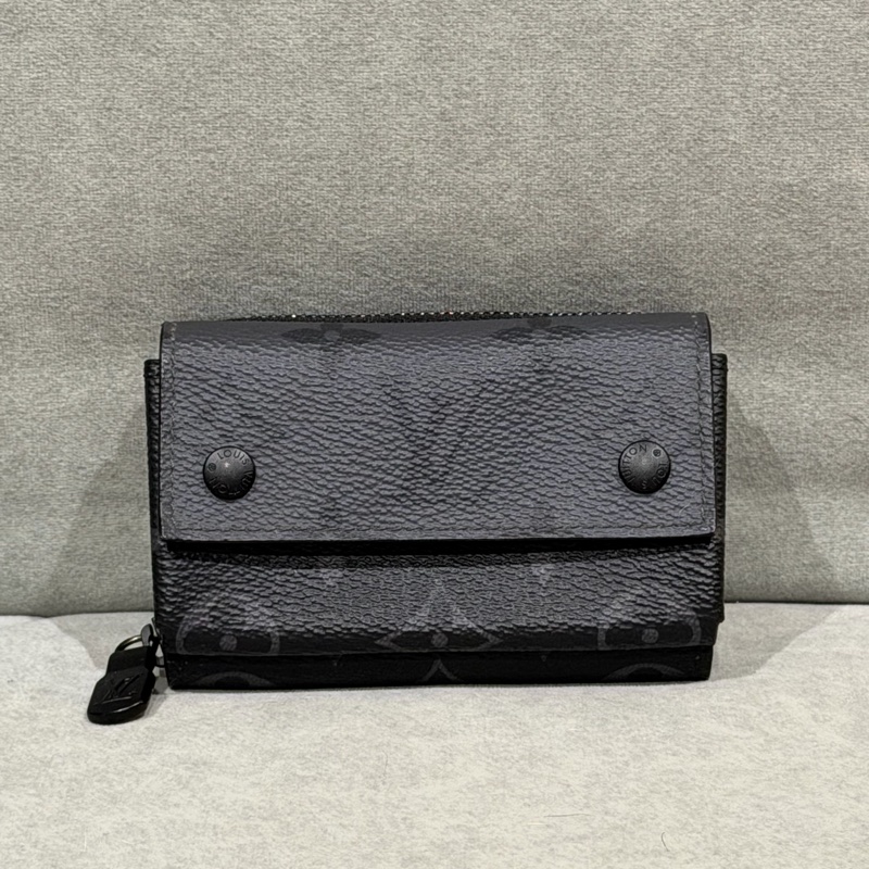 Louis Vuitton Monogram Eclipse Discovery 皮夾 零錢包 黑灰 M67630-0