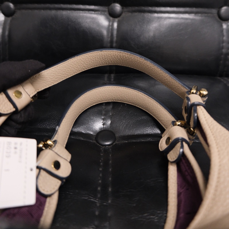 Loewe Leather Shoulder Bag 羅意威中古鎖頭Hobo菜籃子包-9