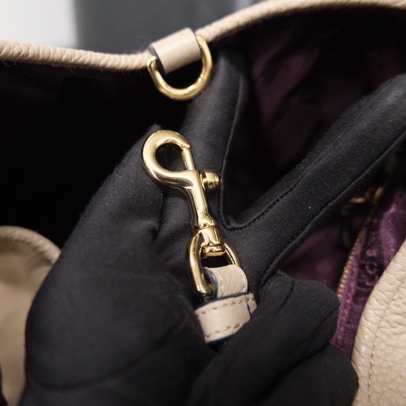 Loewe Leather Shoulder Bag 羅意威中古鎖頭Hobo菜籃子包-26