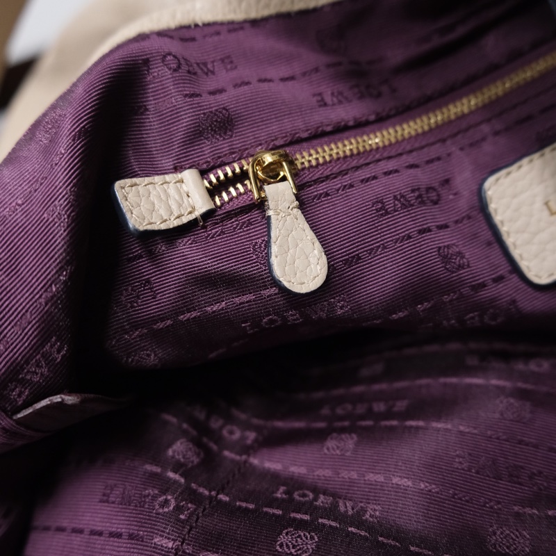 Loewe Leather Shoulder Bag 羅意威中古鎖頭Hobo菜籃子包-27