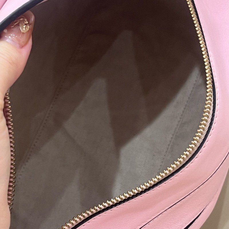 Loewe粉色中號puzzle手提包肩背包-21