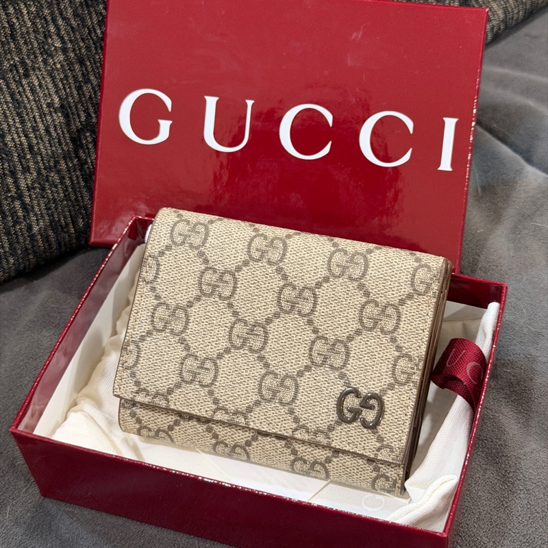 #近新閒置 #全配🉑送禮 Gucci新款老花三折短夾 #全網最低💰-0