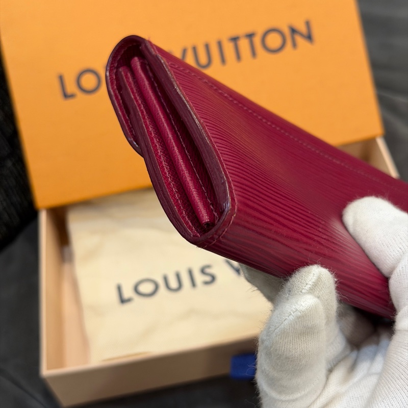 #99新閒置 #全配 #超甜價 Lv新款水波紋epi長夾-5