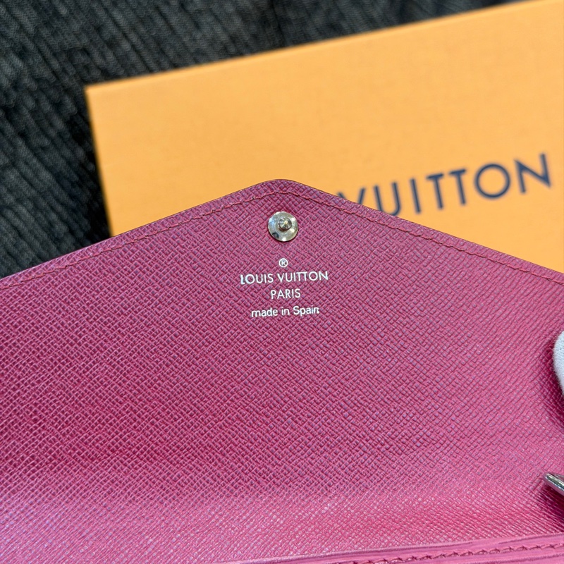 #99新閒置 #全配 #超甜價 Lv新款水波紋epi長夾-12