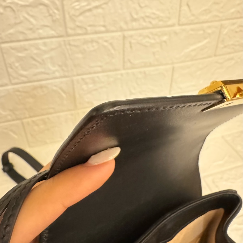 Gucci黑壓紋mini後背包-23