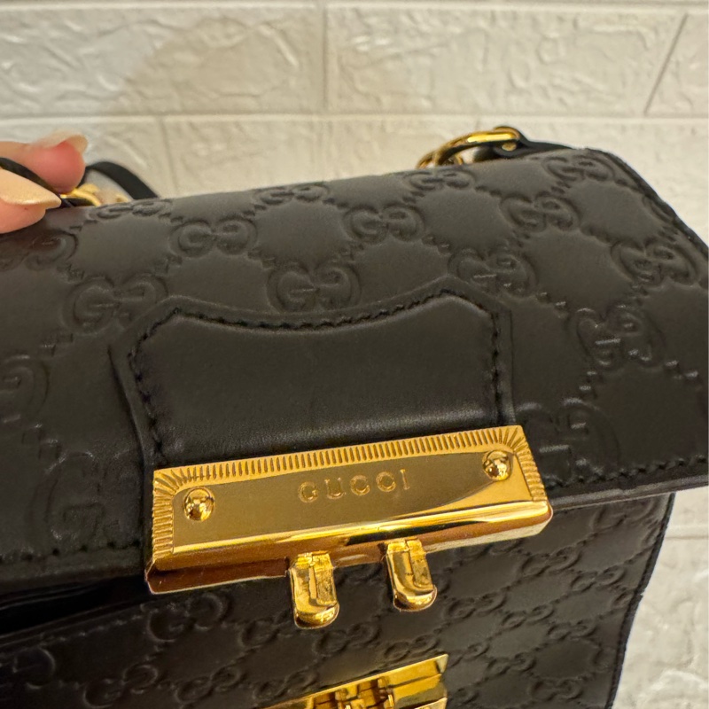 Gucci黑壓紋mini後背包-26