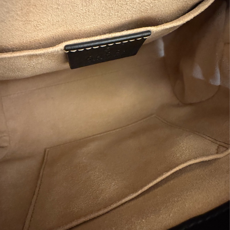 Gucci黑壓紋mini後背包-35