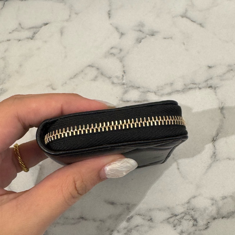 Chanel黑色19ㄇ拉零錢包-4