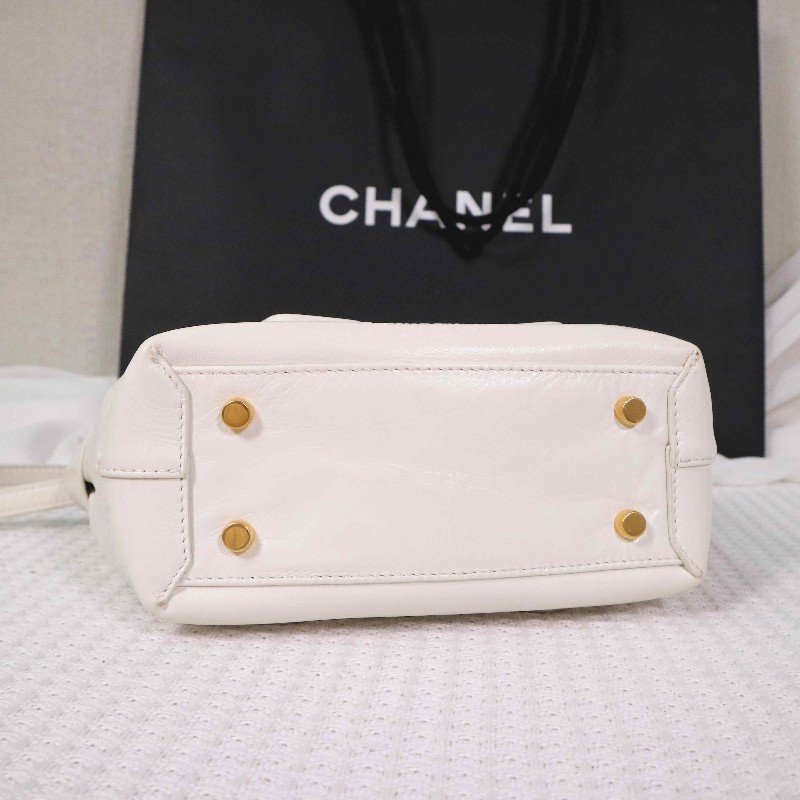 BV  ARCO 29  奶油白內拼金棕油蠟皮 可拆卸肩帶-3