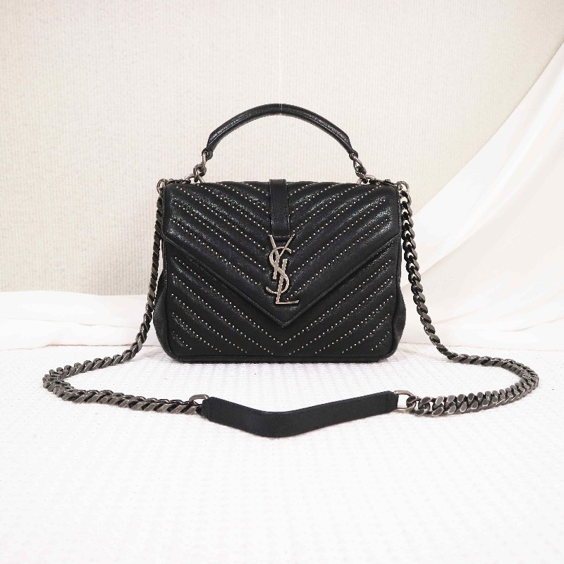YSL  College 郵差包，限量鉚釘款經典MONOGRAM 斜紋魚子醬顆粒小牛皮-0