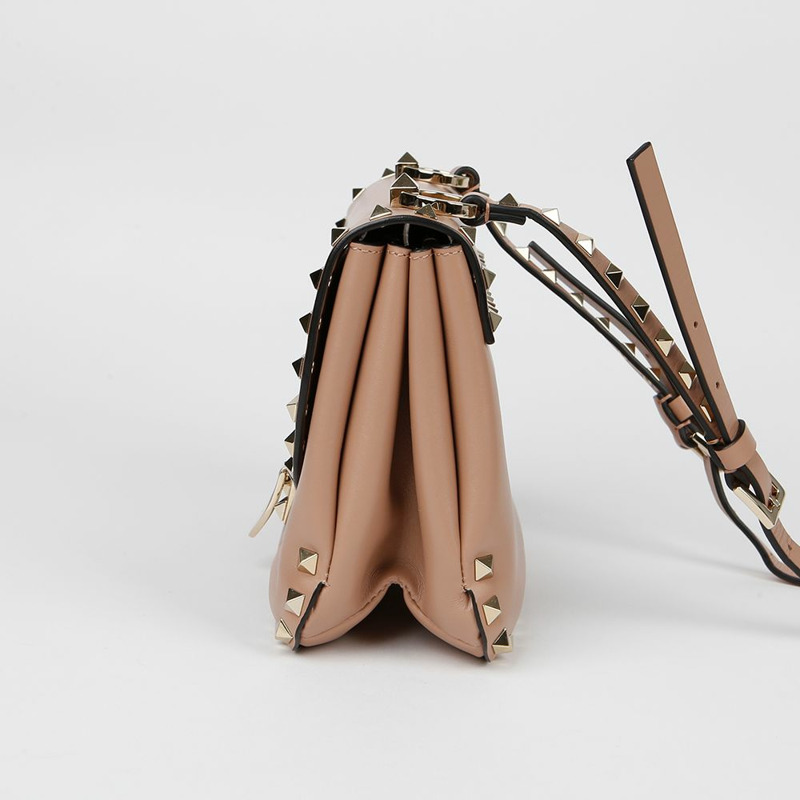 VALENTINO 鉚釘肩斜背包 2B0F12-5