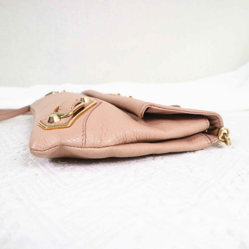 Balenciaga  Envelope 信封包 奶茶色 有肩帶-5