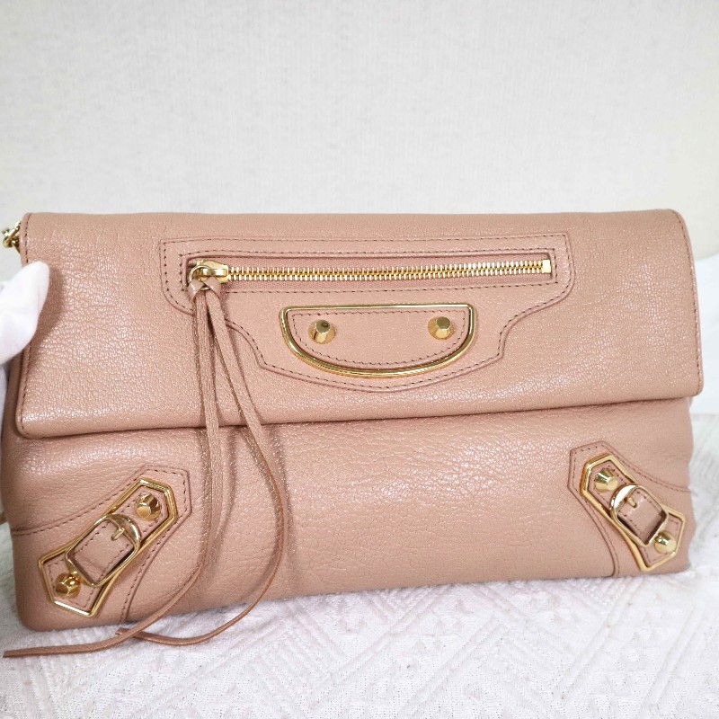 Balenciaga  Envelope 信封包 奶茶色 有肩帶-6