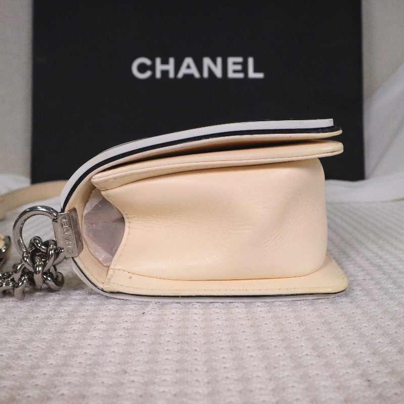 CHANEL 奶油白拼黑白 中號 LEBOY 鏈條包 絕版限量款-4