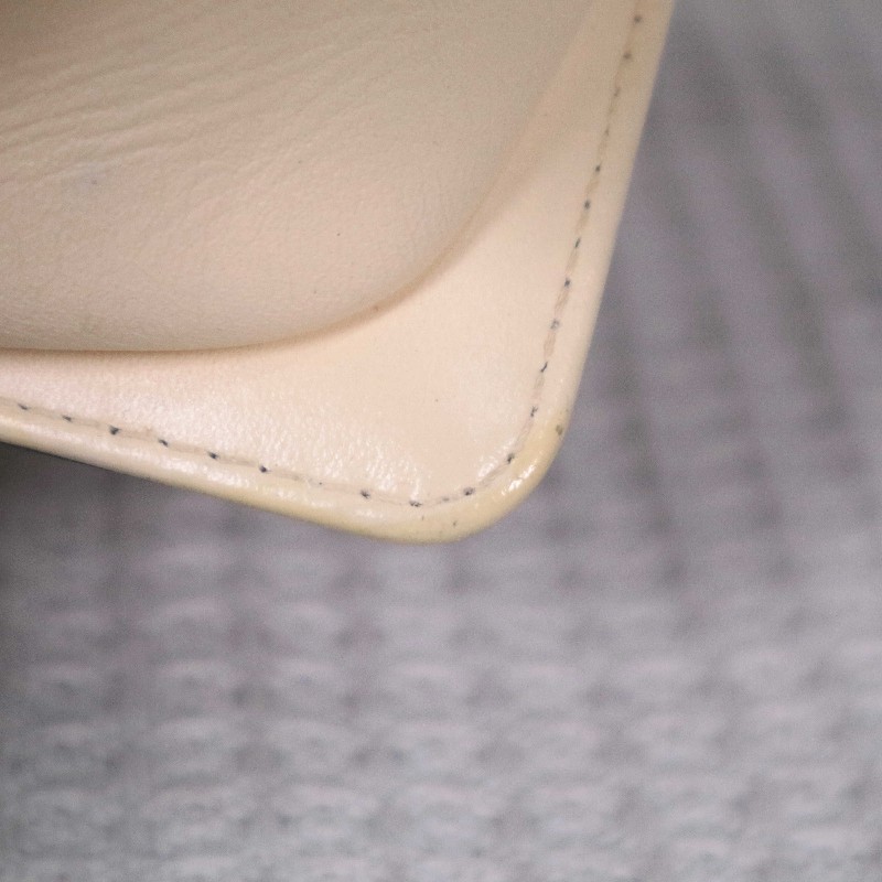 CHANEL 奶油白拼黑白 中號 LEBOY 鏈條包 絕版限量款-24