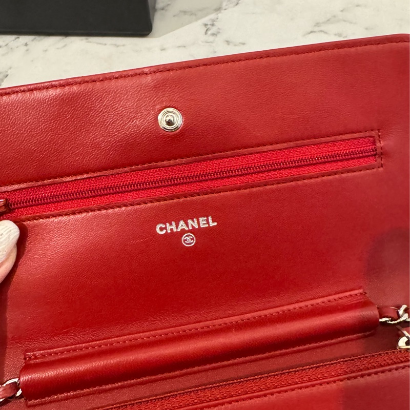 chanel紅菱格銀雙C woc  價格甜到不行✨✨-17