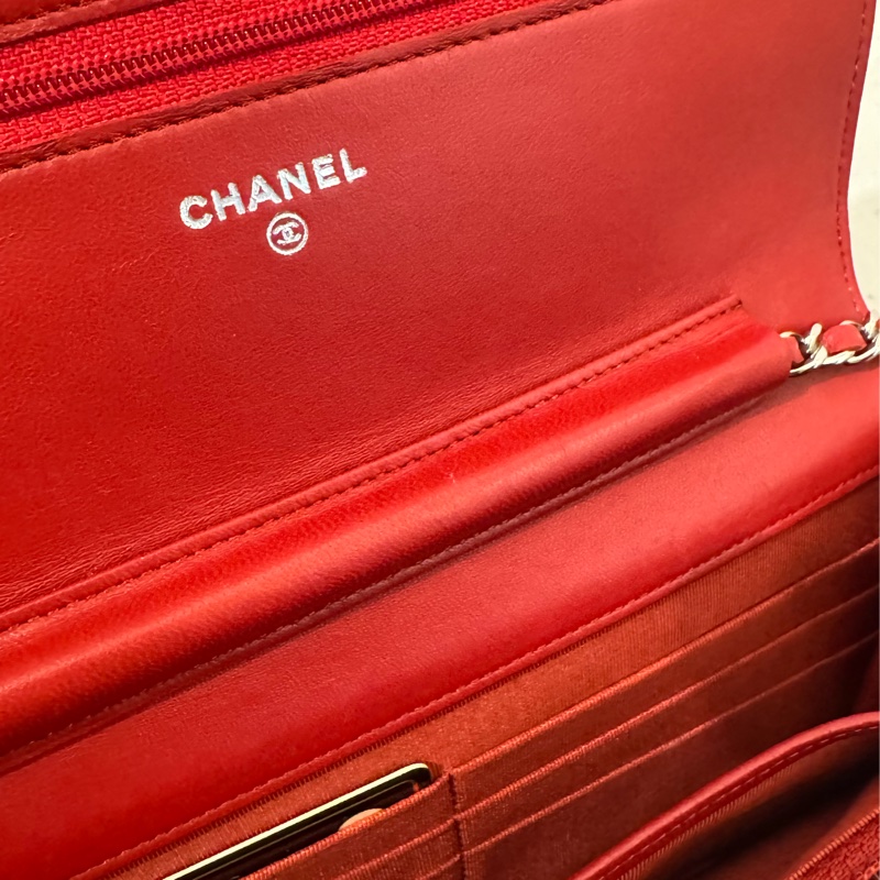 chanel紅菱格銀雙C woc  價格甜到不行✨✨-33