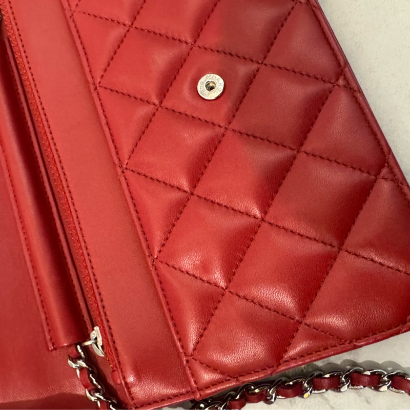 chanel紅菱格銀雙C woc  價格甜到不行✨✨-39
