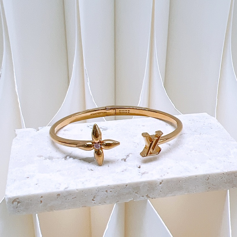 Lv louisette signature 金色手鐲-0