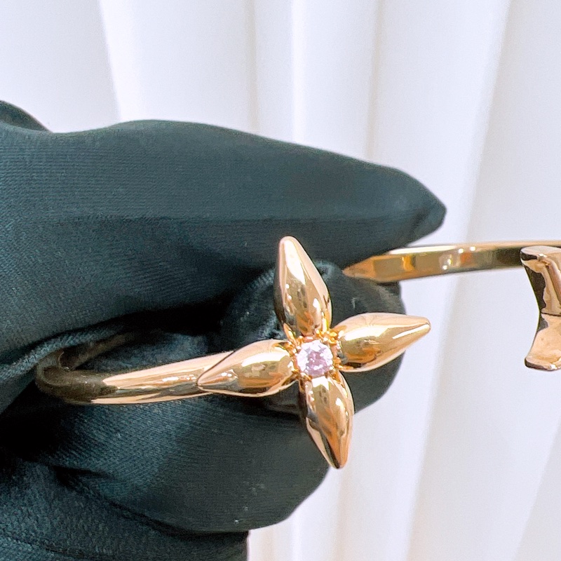 Lv louisette signature 金色手鐲-2