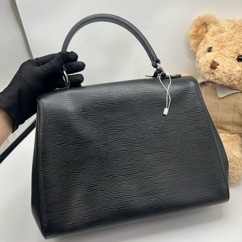 LV/路易威登 EPI水波紋 cluny克魯尼中號-2