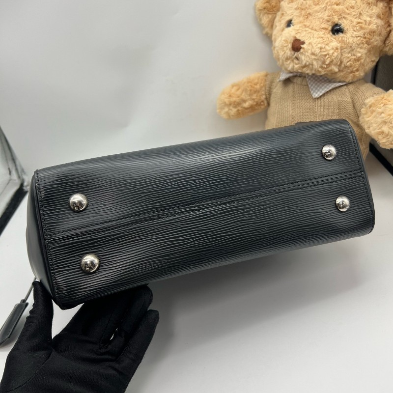 LV/路易威登 EPI水波紋 cluny克魯尼中號-5