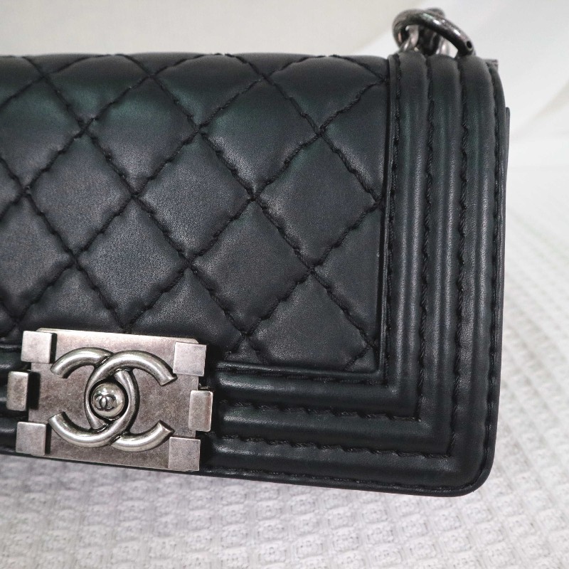 CHANEL 小號 BOY 黑銀鏈條包菱格紋牛皮 肩背包斜背包-7