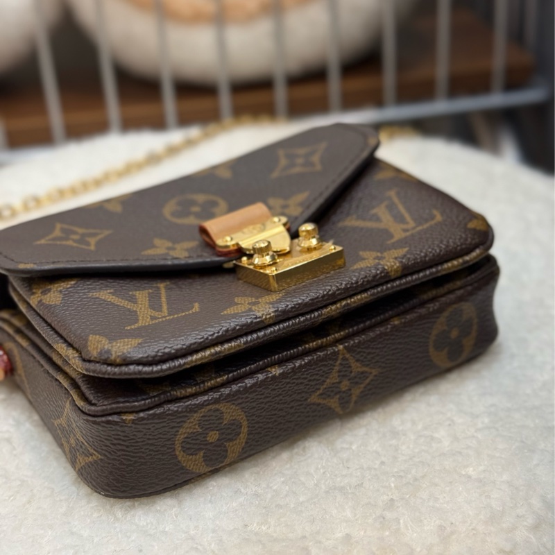 Lv迷你郵差包✨最新晶片款-6