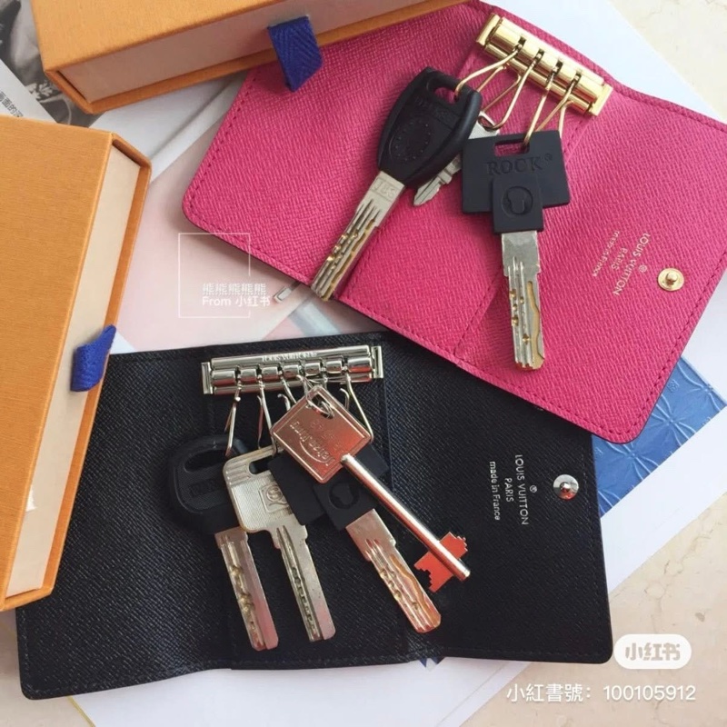 LV M41945 4孔鑰匙包 桃🏅-21