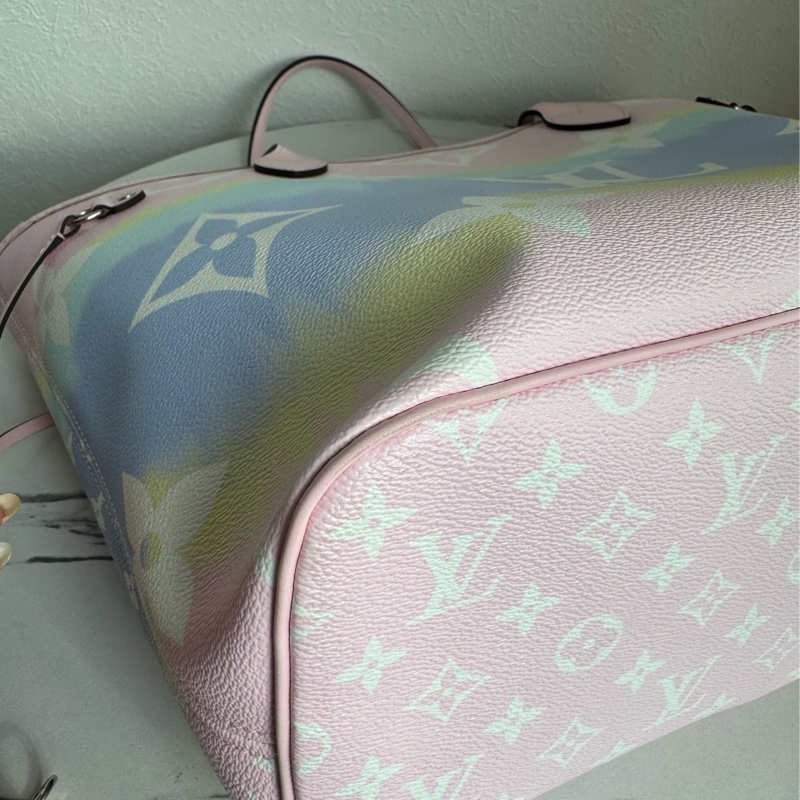 LV彩虹皮革NEVERFULL MM-5