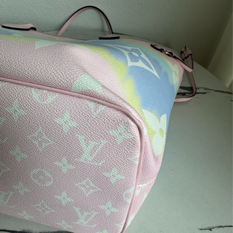 LV彩虹皮革NEVERFULL MM-6