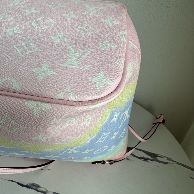 LV彩虹皮革NEVERFULL MM-8
