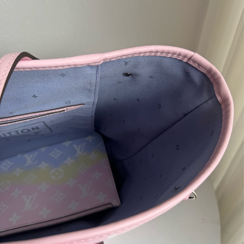 LV彩虹皮革NEVERFULL MM-12