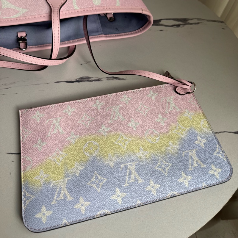 LV彩虹皮革NEVERFULL MM-30