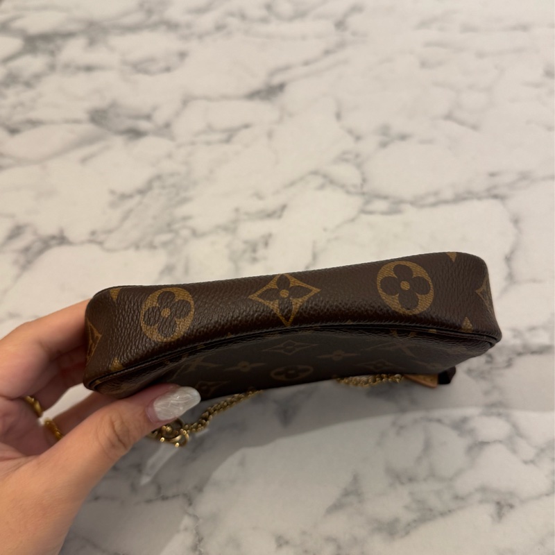 LV m68009花紋小金鏈包-5