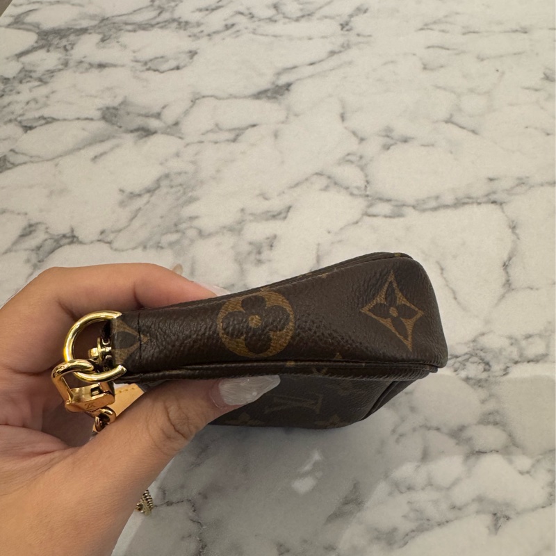 LV m68009花紋小金鏈包-6