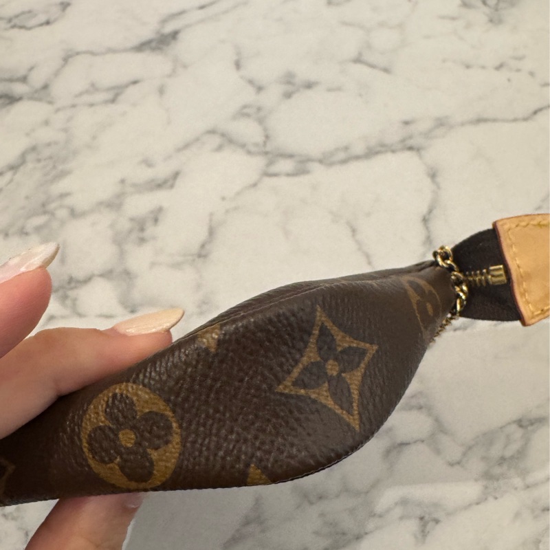 LV m68009花紋小金鏈包-8