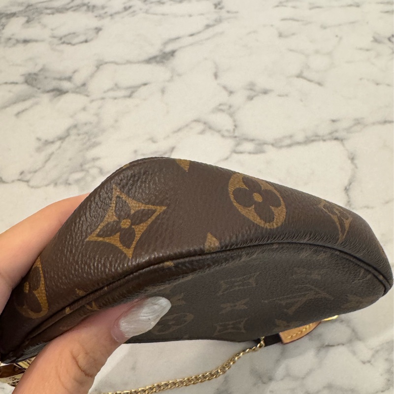 LV m68009花紋小金鏈包-9