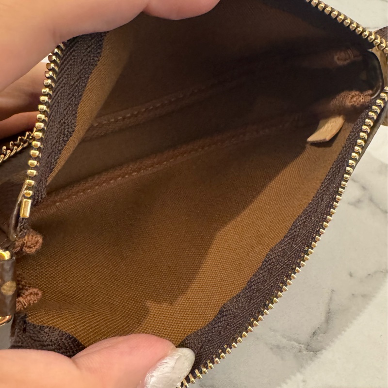 LV m68009花紋小金鏈包-17