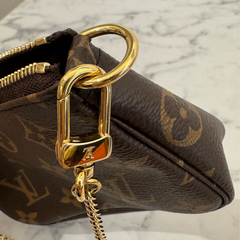 LV m68009花紋小金鏈包-22