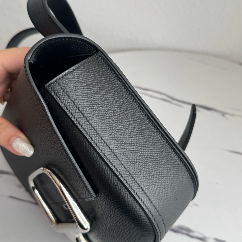 Hermes黑色銀釦Della屁股包-3