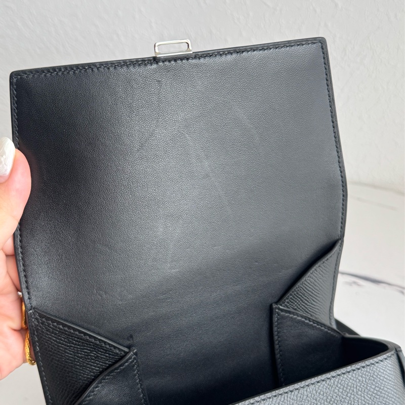 Hermes黑色銀釦Della屁股包-14